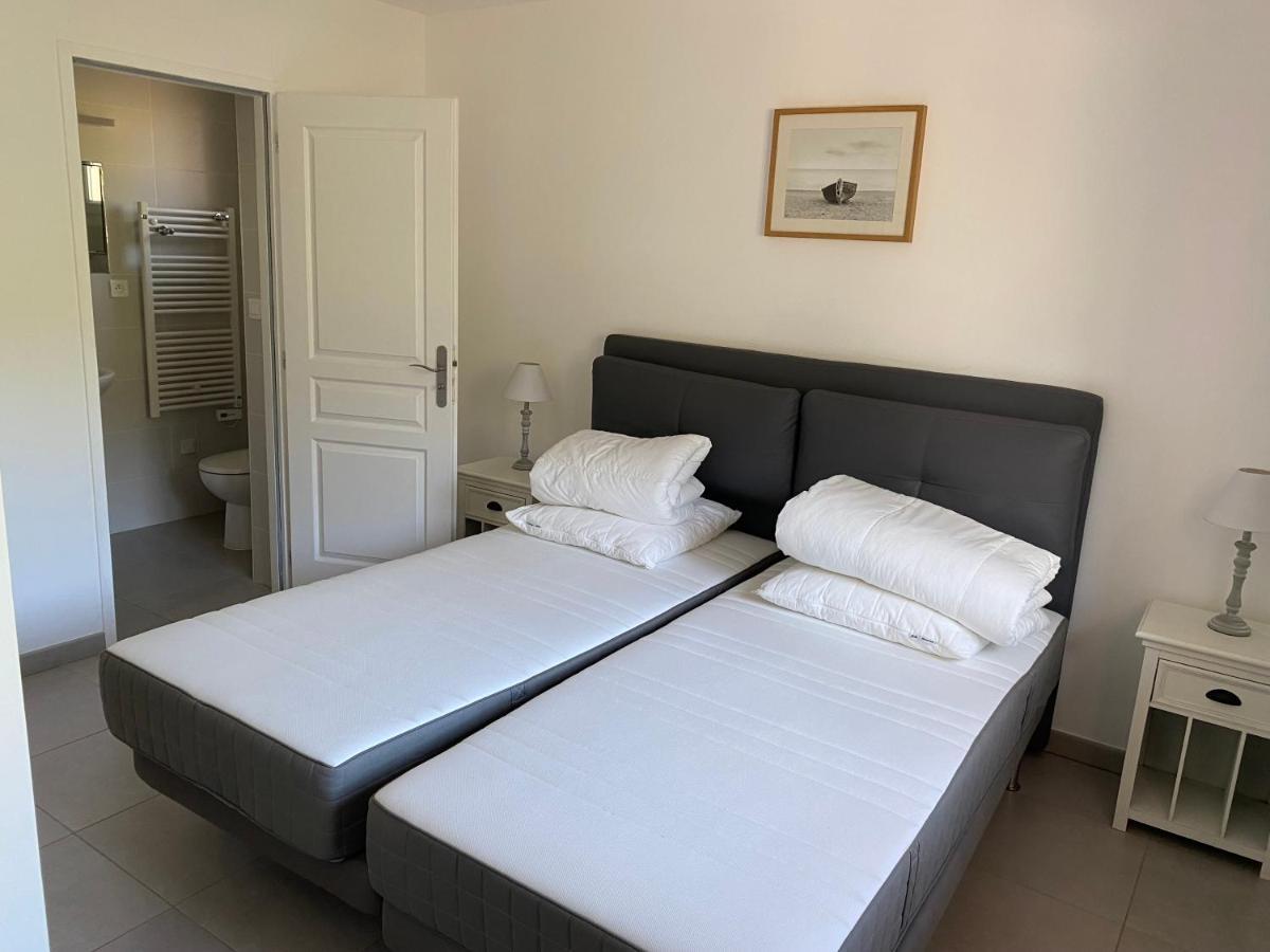 Appartement Et Studio Les Glycines Clara Екстериор снимка